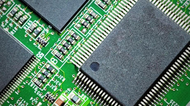 回收【Microchip】微波 MMIC 放大器、功率 MOSFET 晶體管、砷化鎵二極管、分立濾波器